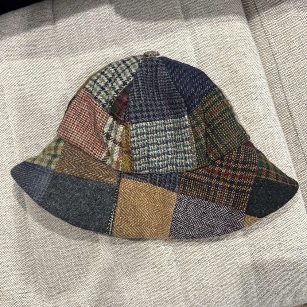 Hanna‎ Hats Donegal Ireland Wool Patchwork Plaid Bucket Hat Medium